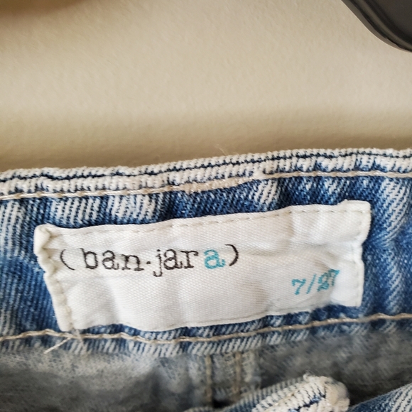 NWT BAN-JARA Denim High Rise Floral Embroidery Shorts Raw Hem Light Wash Size 27 - Picture 7 of 9